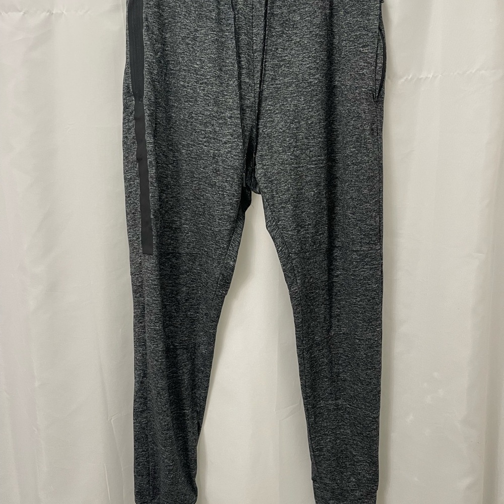 American Eagle Outfitters Gray Joggers Tapered Leg Relaxed Fit Extreme Flex